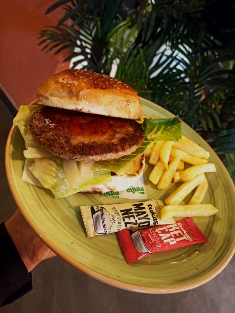 Acılı Burger