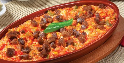 Güveçte Kavurmalı Menemen